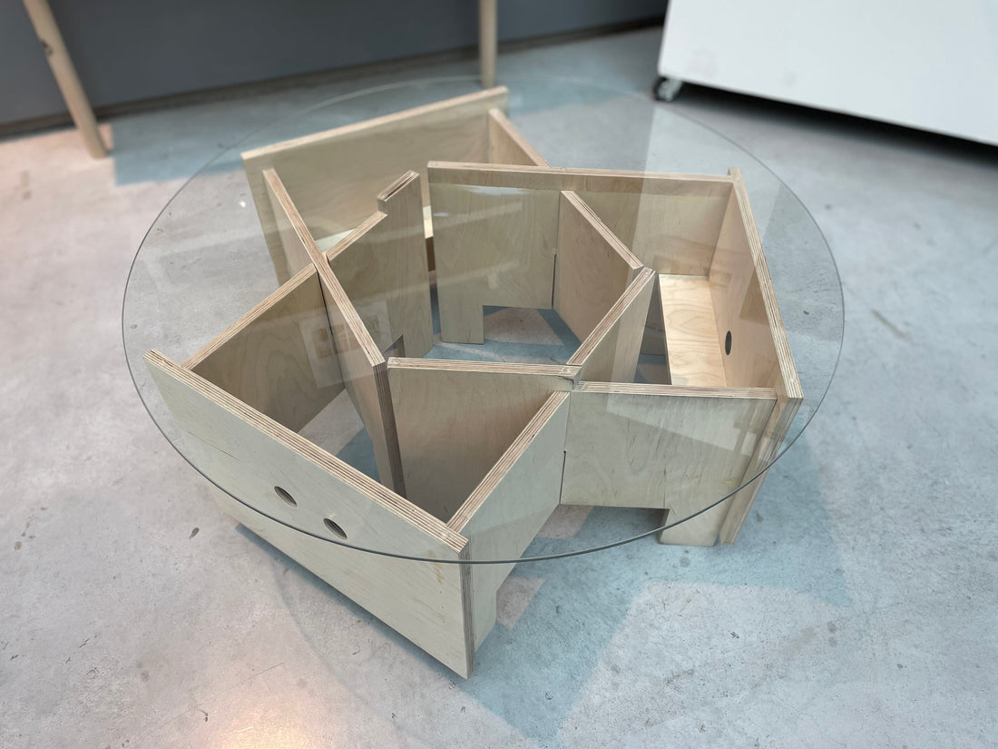 VARIO - a multifunctional piece, Spring 2025
